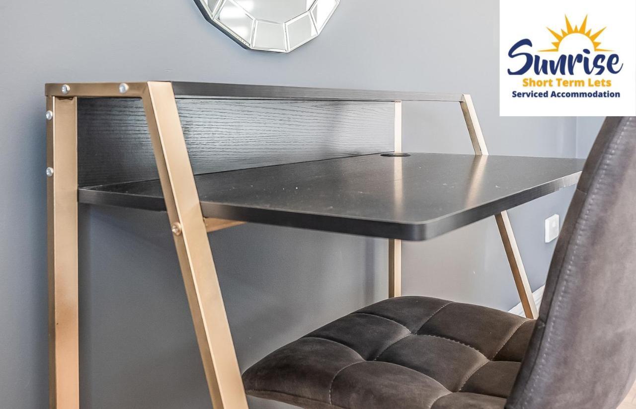 Presidential Apartment, Family Home, Luxury Bedrooms, 2 Rooms, 1 King Bed, 2 Single Beds, Free Wifi, Free Parking, Tourists, Business Travelers, Relocation, Beautiful River Views, - Long Stays, Invoice And Reduced Price Are Only Via Sunrise Short Let Данди Экстерьер фото