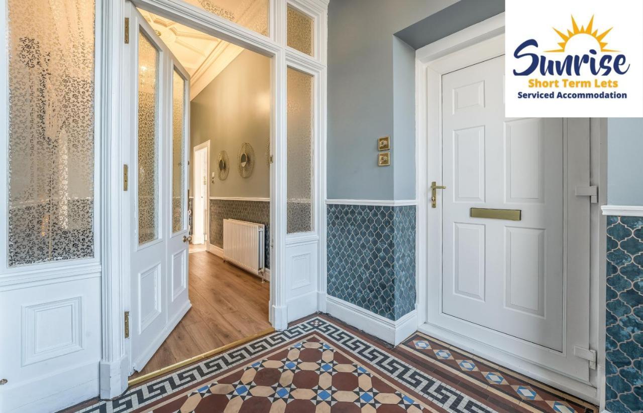 Presidential Apartment, Family Home, Luxury Bedrooms, 2 Rooms, 1 King Bed, 2 Single Beds, Free Wifi, Free Parking, Tourists, Business Travelers, Relocation, Beautiful River Views, - Long Stays, Invoice And Reduced Price Are Only Via Sunrise Short Let Данди Экстерьер фото