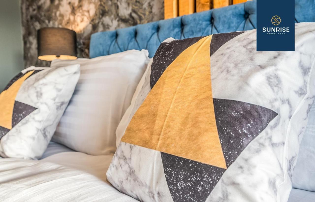 Presidential Apartment, Family Home, Luxury Bedrooms, 2 Rooms, 1 King Bed, 2 Single Beds, Free Wifi, Free Parking, Tourists, Business Travelers, Relocation, Beautiful River Views, - Long Stays, Invoice And Reduced Price Are Only Via Sunrise Short Let Данди Экстерьер фото